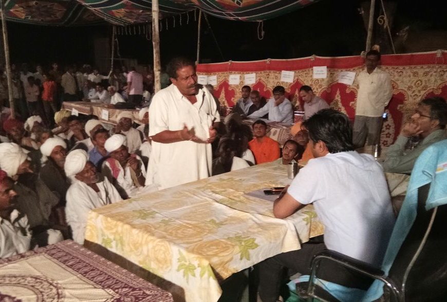 ग्रामीणों की शिकायत  पर गैस डीलर के खिलाफ जांच के निर्देश