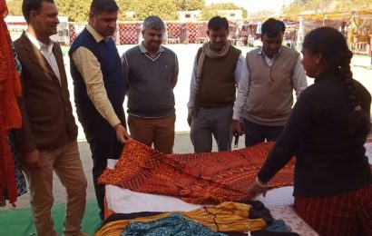 अमृता हाट मेले का समापन, 9.70 लाख के उत्पादांे की बिक्री
